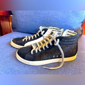 P448 sneaker skate motion